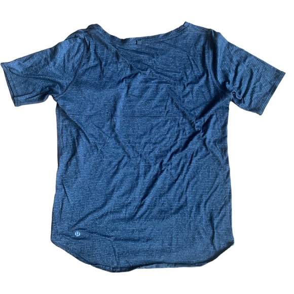 Lululemon Run Away Tee - Picture 5 of 8